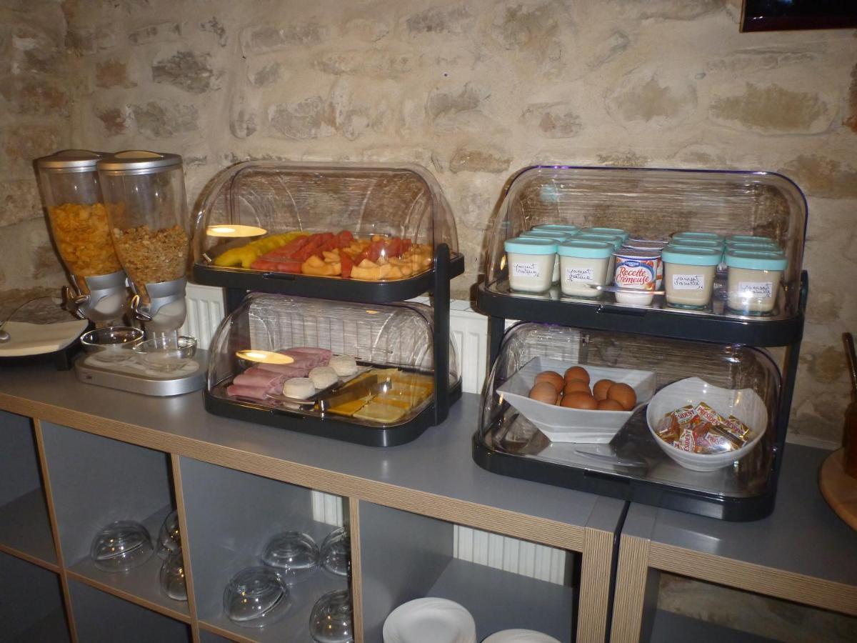 Logis Hotel La Bastide Saint Bach 수즈-라-루스 외부 사진
