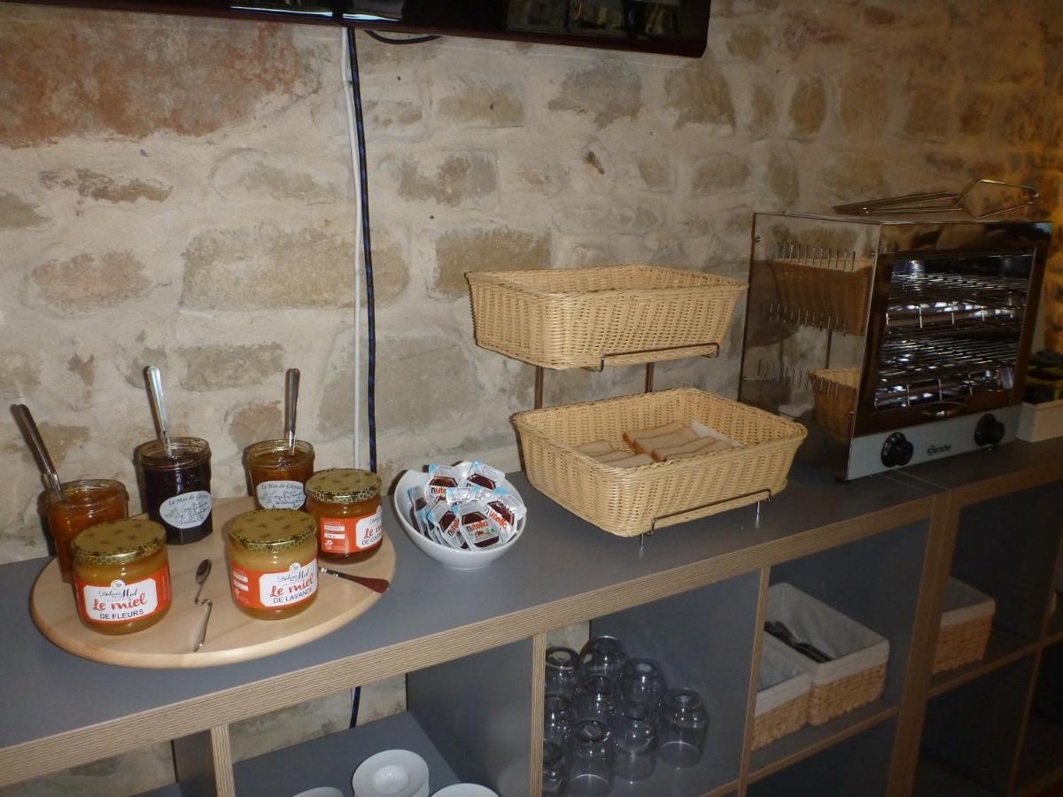 Logis Hotel La Bastide Saint Bach 수즈-라-루스 외부 사진